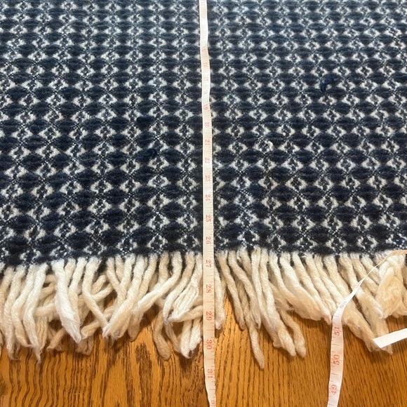 Tweedmill Vintage Vintage wool blanket throw navy & ivory Stadium throw - Picture 7 of 10